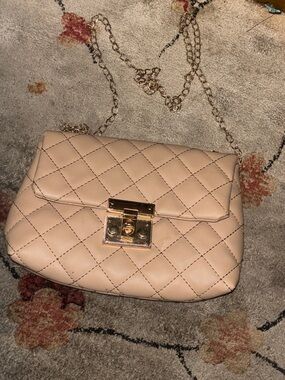 Source Unknown Quilted Crossbody Bag in Blush Pink with Gold Hardware